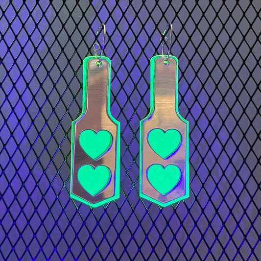 LOVE HURTS -Metal/green fluor-