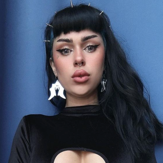 INTO THE CAVE -mirror-🦇